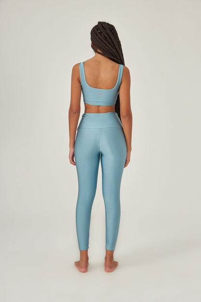 Top liz glam frozen