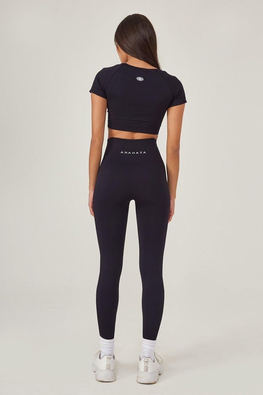 Conjunto cropped e legging skin preto