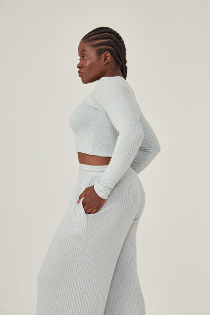 Blusa manga deva azul claro linho